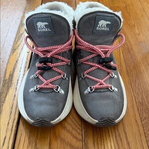 Sorel Kids Gray and Pink Boots